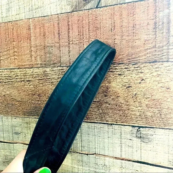 Julia Duran Rainguarded Leather VTE Sling/Backpack Bag - Picture 10 of 10